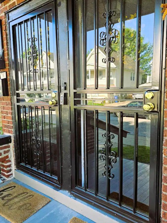 Charming! Near Cle Clinic/Uh/Cwru/Dwntwn W/Porch Villa Cleveland Exterior photo